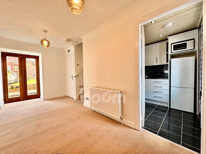 2 Bedroom Maisonette For Sale In Kilmarnock Road, Mauchline, KA5