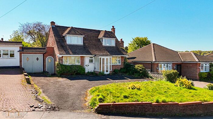 2 Bedroom Detached House For Sale In Butlers Lane, Sutton Coldfield, West Midlands, B75