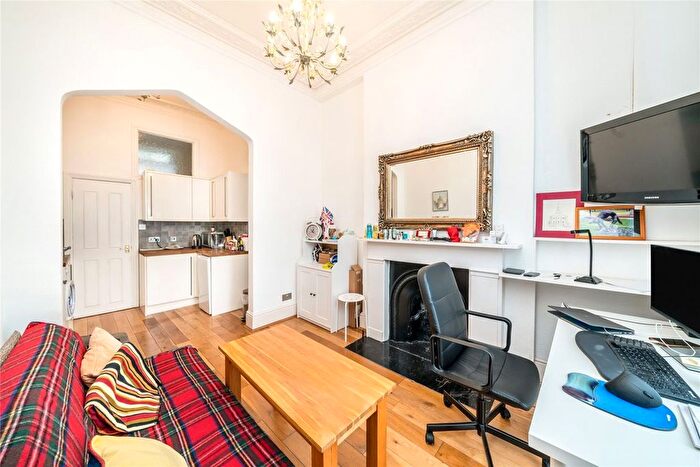 1 Bedroom Flat To Rent In Warwick Way, Pimlico Amp; Westminster, SW1V