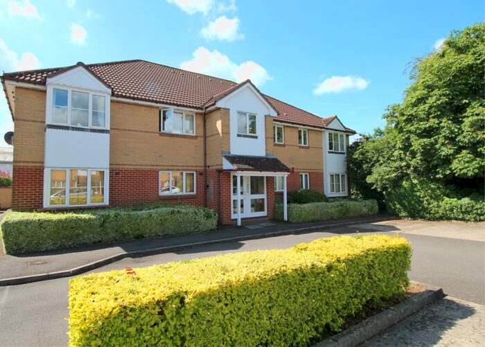 2 Bedroom Flat To Rent In Bedford Road, Hitchin, SG5