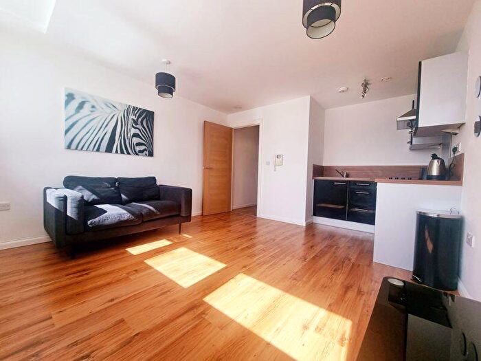 1 Bedroom Apartment To Rent In Mann Island, Liverpool, L3