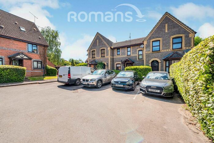 2 Bedroom Terraced House To Rent In Rowe Court, RG30