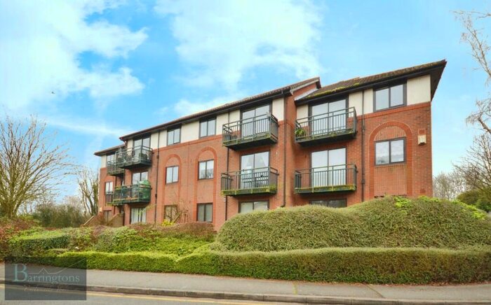 2 Bedroom Apartment To Rent In Barnston Way, Shenfield, Brentwood, Essex, CM13