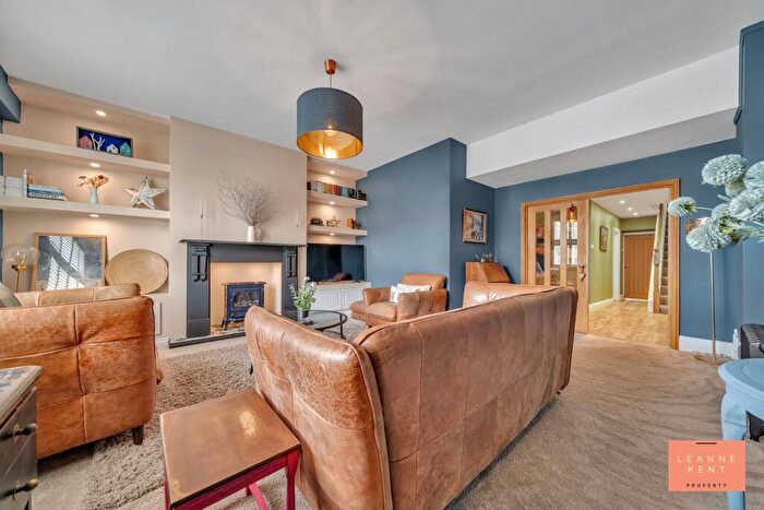 5 Bedroom Semi-Detached House For Sale In Pandy Road, Bedwas, CF83