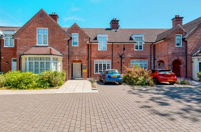 2 Bedroom Flat To Rent In Seymour Road, Southampton, SO16