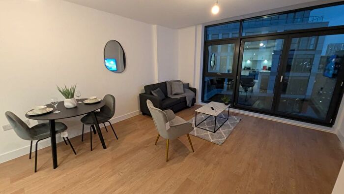 1 Bedroom Flat To Rent In Furness Quay, Salford, M50