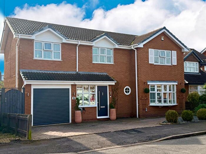 4 Bedroom Detached House For Sale In St. Andrews Crescent, Stratford-Upon-Avon, Warwickshire, CV37