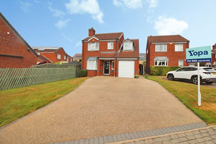 4 Bedroom Detached House For Sale In The Copse, Wakefield, WF3