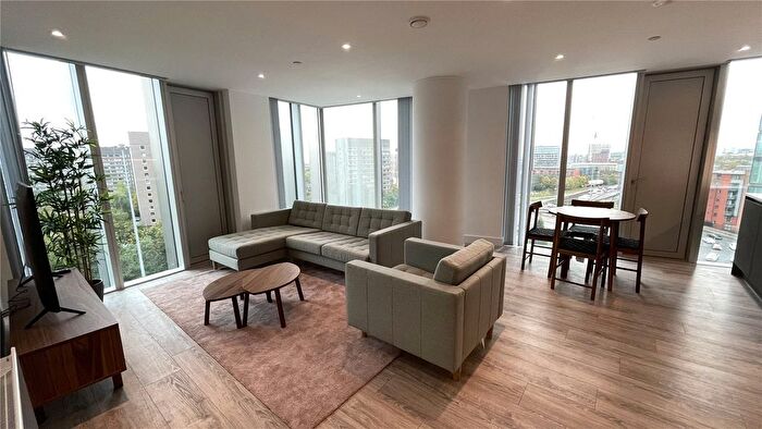 2 Bedroom Flat For Sale In The Blade, Silvercroft Street, Manchester, M15