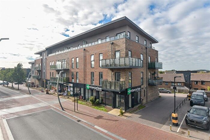 2 Bedroom Flat For Sale In Godinton Road, Ashford, Kent, TN23