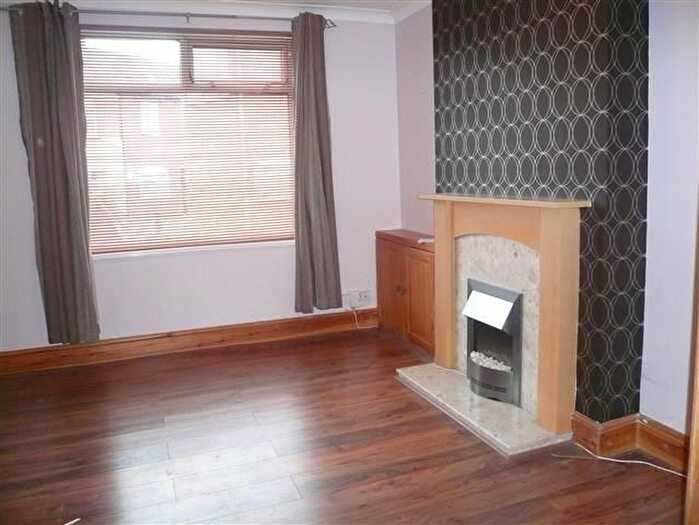 2 Bedroom Property To Rent In King Street, Kettering, NN16