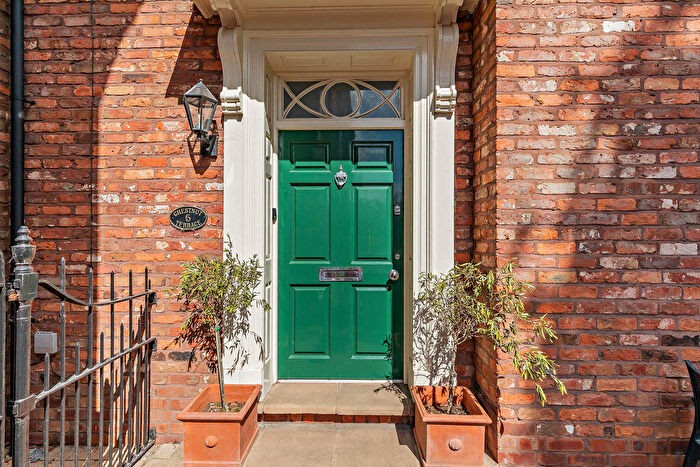 4 Bedroom Character Property For Sale In High Street, Tarporley, CW6