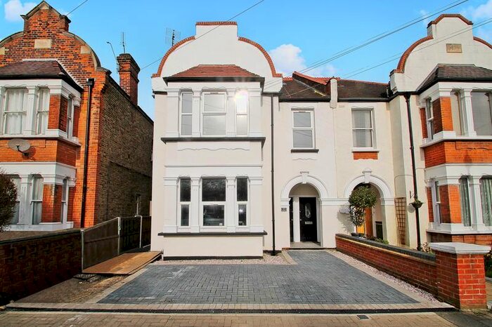 2 Bedroom Flat For Sale In Hindes Road, Harrow, HA1