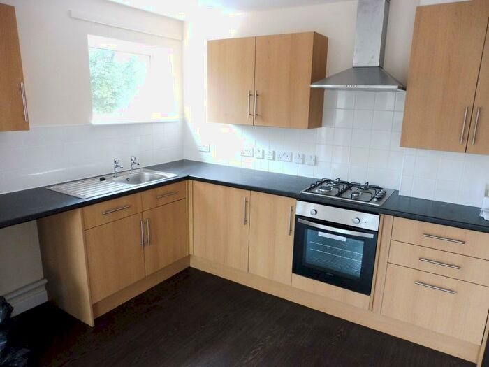 2 Bedroom Apartment To Rent In Marsh Lane, Birmingham, B23