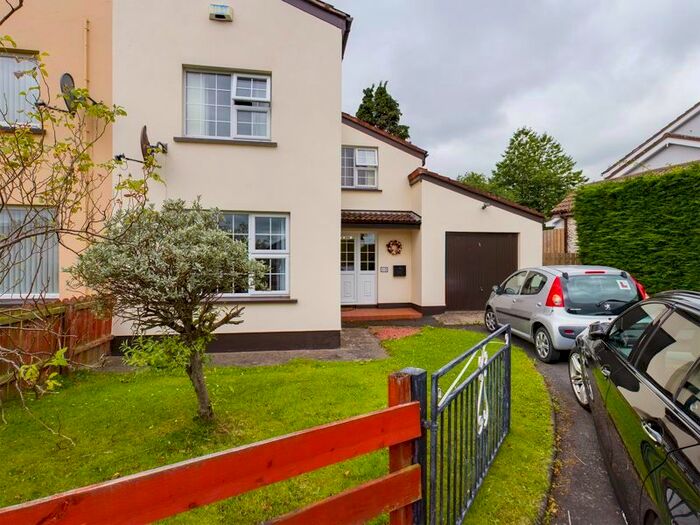 3 Bedroom Semi-Detached House For Sale In Fairlawns Avenue, Newry, BT35