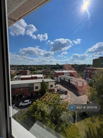 2 Bedroom Flat To Rent In Avon House, Birmingham, B15