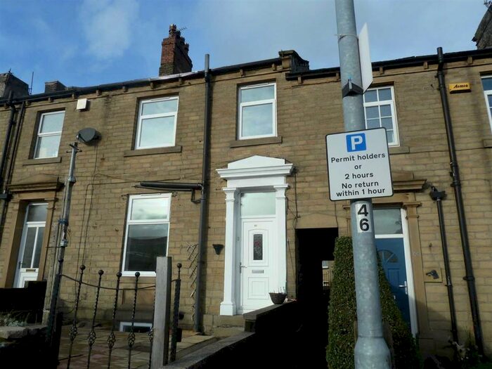3 Bedroom Terraced House To Rent In New Hey Road, Oakes, Huddersfield, HD3