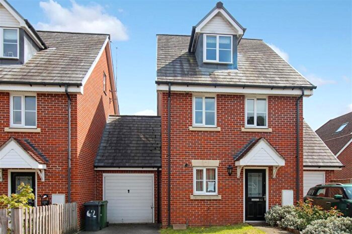 3 Bedroom Detached House For Sale In Royal Drive, Bordon, GU35