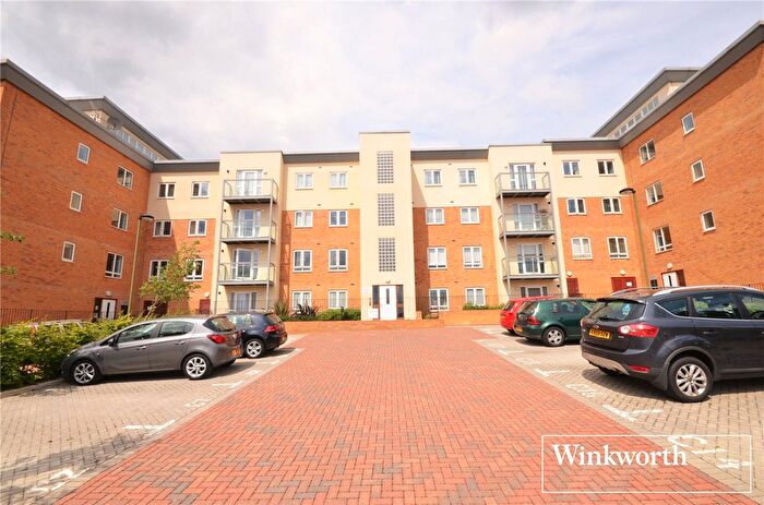 2 Bedroom Flat To Rent In Lockwood Court, Todd Close, Borehamwood, Hertfordshire, WD6