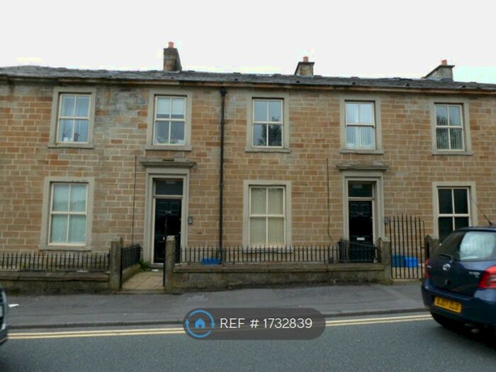 1 Bedroom Flat To Rent In Westgate, Burnley, BB11