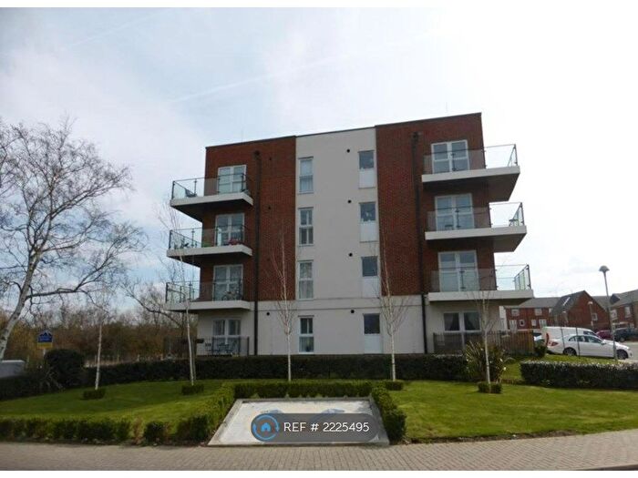 2 Bedroom Flat To Rent In Alcock Crescent, Crayford, DA1