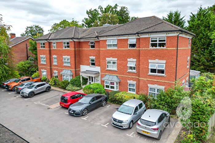 2 Bedroom Flat For Sale In Kings Apartments, Gordon Crescent, Camberley, Surrey, GU15