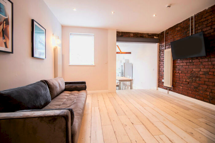 8 Bedroom Property To Rent In A Smithdown Road, Liverpool, L15