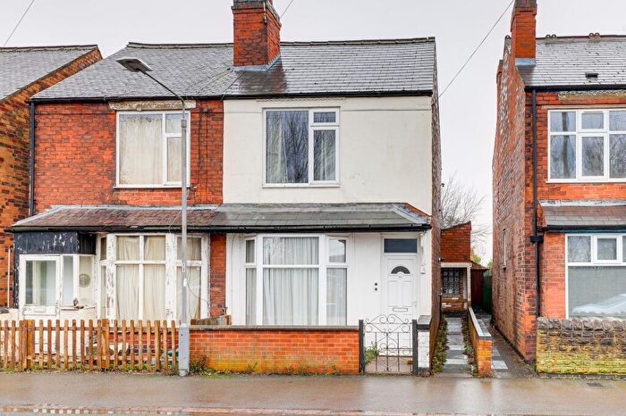 2 Bedroom Semi-Detached House For Sale In Standhill Road, Carlton, NG4