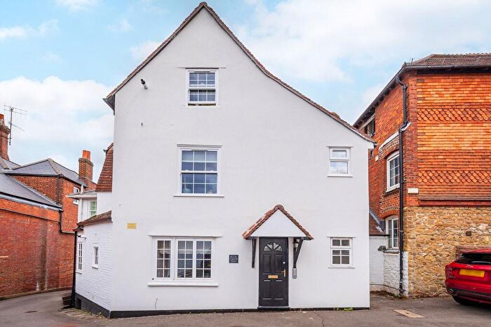 2 Bedroom Flat For Sale In Wharf Street, Godalming, GU7