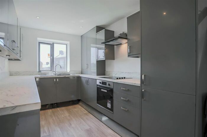 3 Bedroom Semi-Detached House To Rent In North Street, Colne, BB8