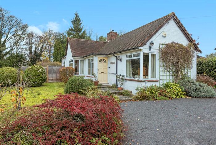 3 Bedroom Bungalow For Sale In Shere Road, West Horsley, KT24