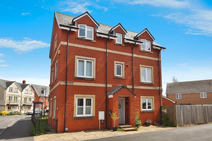 5 Bedroom Semi-Detached House For Sale In Sherbourne Drive, Salisbury ** Video Tour **, SP4