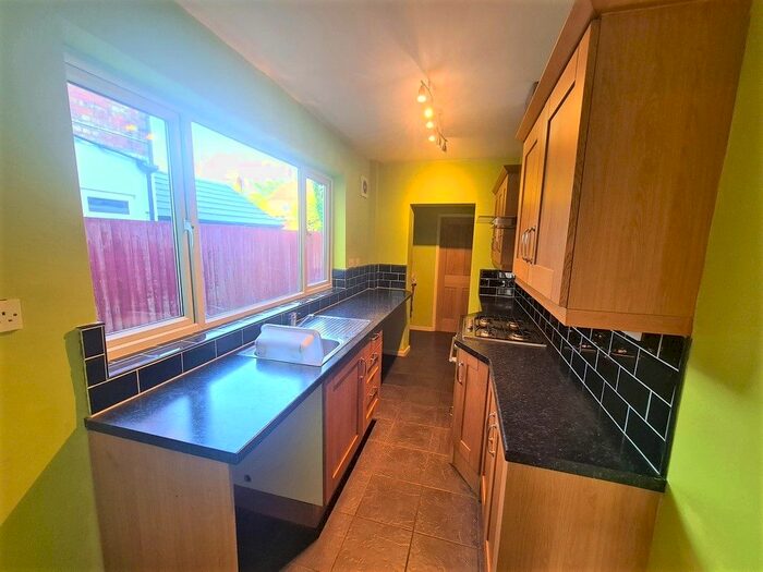 3 Bedroom Terraced House To Rent In Clifford Street, Wigston, Leicester, LE18