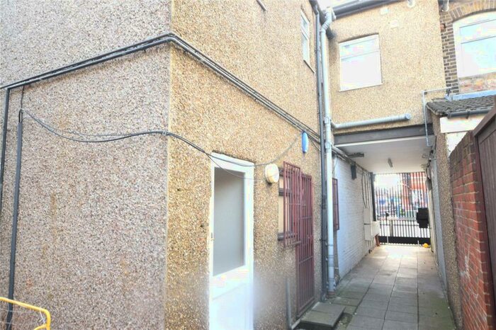 1 Bedroom Apartment To Rent In High Road, Chadwell Heath, Romford, Essex, RM6