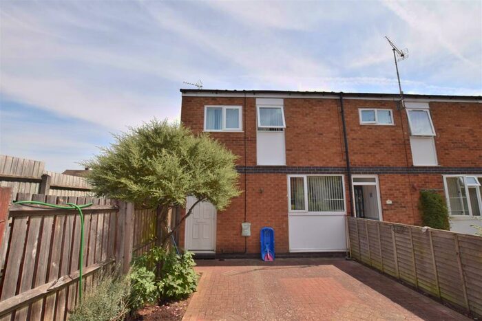 4 Bedroom Terraced House To Rent In Hawthorne Court, Tile Hill, Coventry, CV4