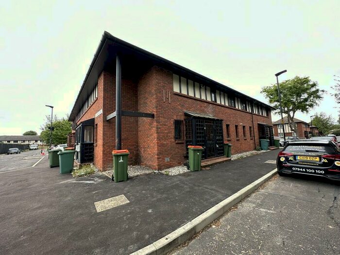 2 Bedroom Flat To Rent In Pennyroyal Avenue, Beckton, E6