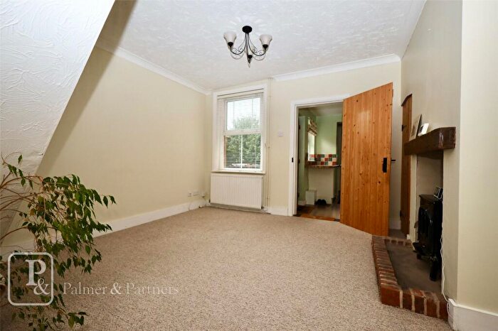 2 Bedroom End Of Terrace House For Sale In Clacton Road, Little Oakley, Harwich, Essex, CO12