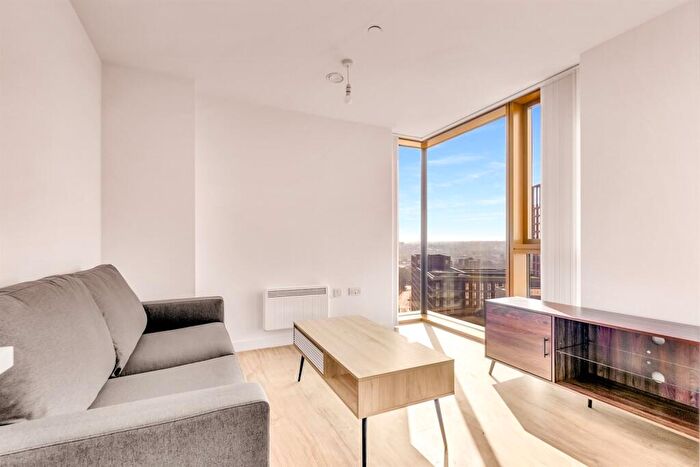 2 Bedroom Apartment To Rent In South Central, B5