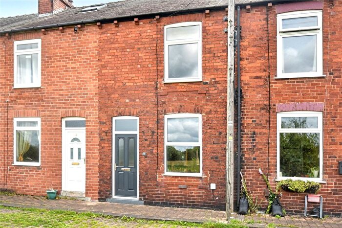 2 Bedroom Terraced House For Sale In River View, Castleford, West Yorkshire, WF10