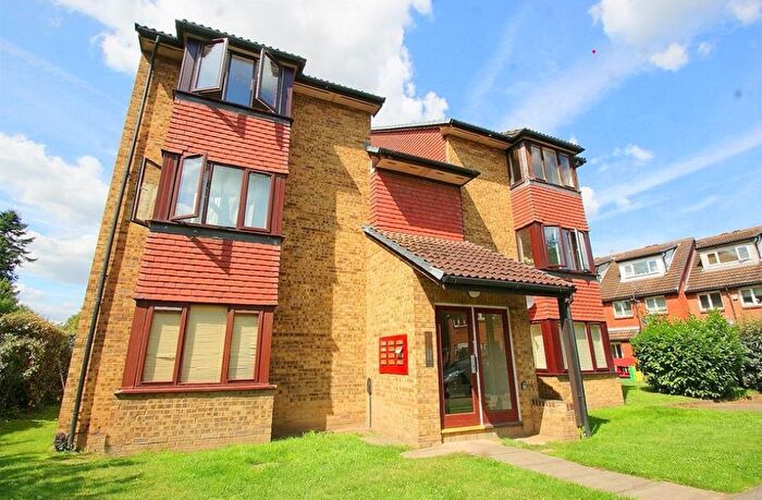 Studio To Rent In Mead Avenue, Slough, SL3