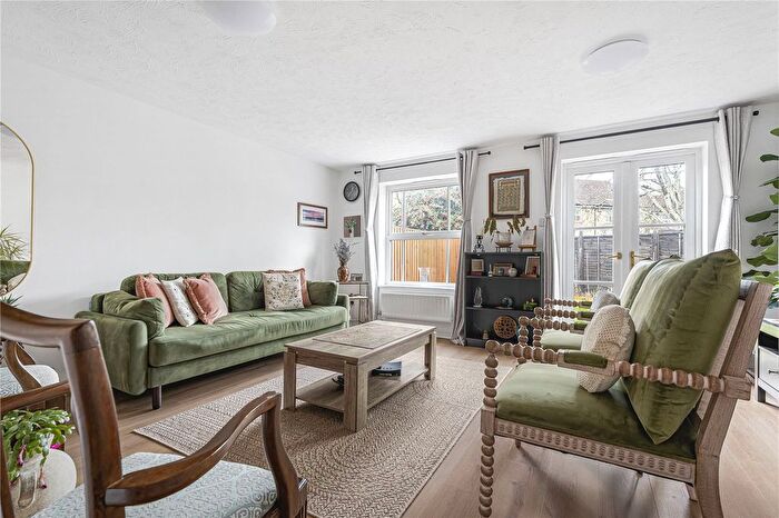 3 Bedroom End Terrace House For Sale In Nether Durford Close, Headington ., OX3