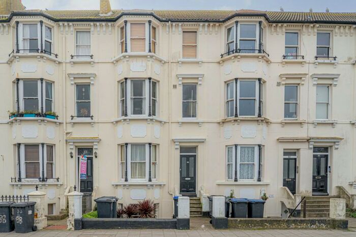 1 Bedroom Flat To Rent In Central Parade, Herne Bay, CT6