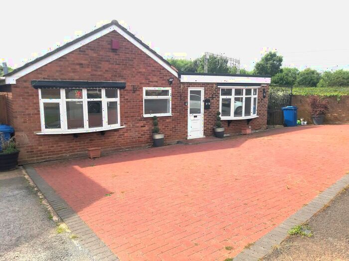 3 Bedroom Bungalow To Rent In Marlow Road, Tamworth, B77