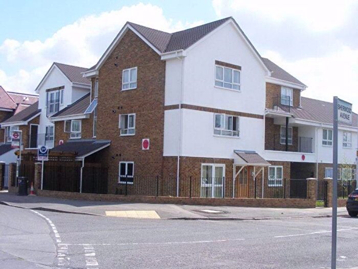 2 Bedroom Flat To Rent In Eaton Court, Welbeck Avenue, Hayes, Middlesex, UB4