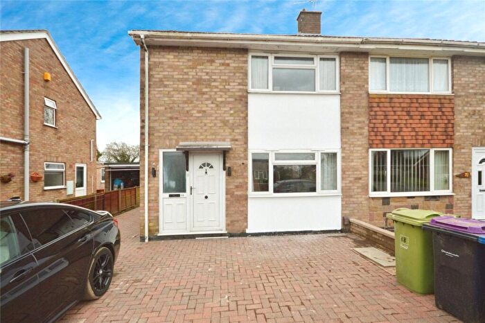 3 Bedroom Semi-Detached House For Sale In Minster Drive, Cherry Willingham, Lincoln, Lincolnshire, LN3