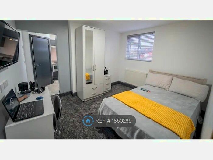 Studio To Rent In Bournbrook Road, Birmingham, B29