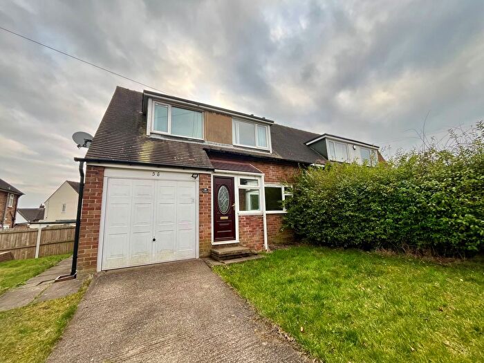 3 Bedroom Property To Rent In Chaucer Avenue, Pudsey, LS28