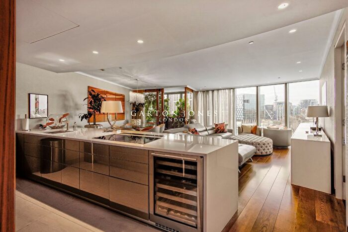 2 Bedroom Flat To Rent In Tower Building, St Georges Wharf, London, SW8