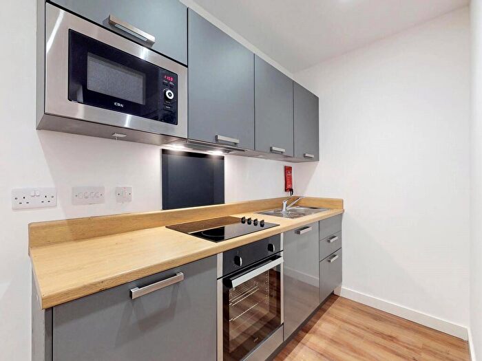 1 Bedroom Apartment To Rent In Apt, Gravity Residence #, L2