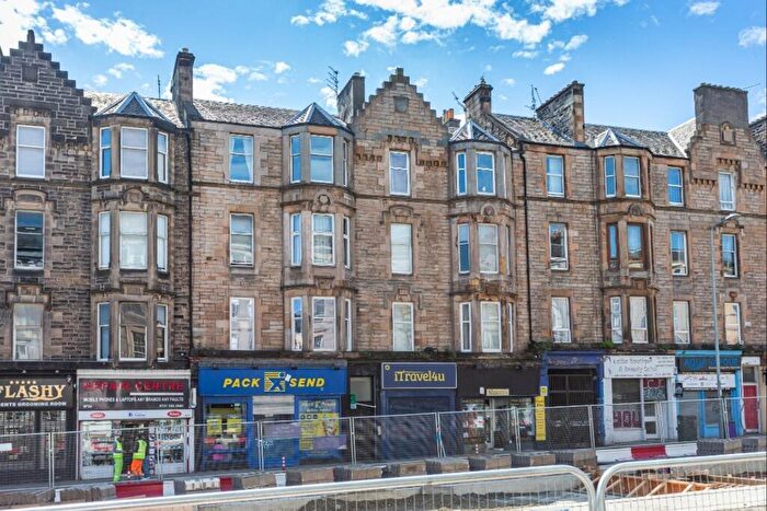 3 Bedroom Flat To Rent In Elm Row, Leith Walk, Edinburgh, EH7